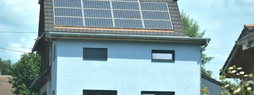 photovoltaik auf dem dach eigenstromversorgung energy building