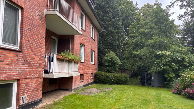 zentrale warmepumpen kaskade am hamburger mehrfamilienhaus